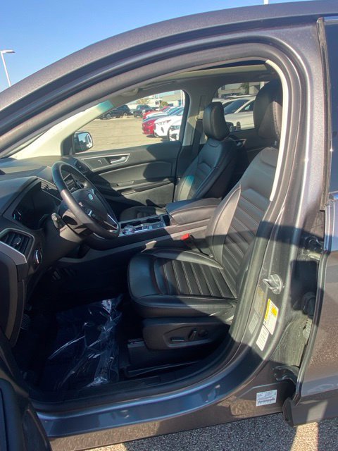 Certified 2024 Ford Edge SEL w/ Convenience Package AWD/4WD image 9