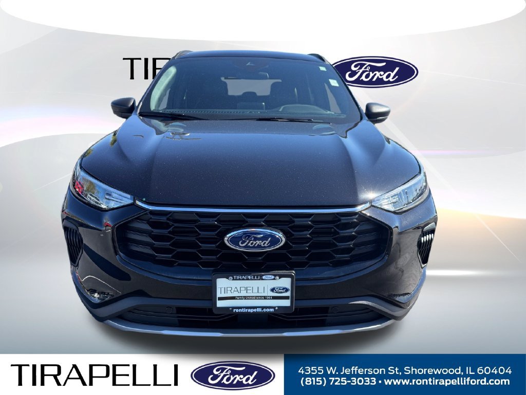 Certified 2025 Ford Escape ST-Line w/ Cold Weather Package FWD image 7