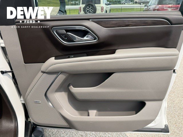 Used 2022 Chevrolet Suburban Z71 w/ Off-Road Capability Package AWD/4WD image 41