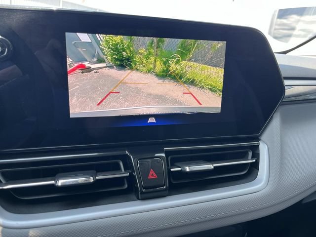 Used 2024 Chevrolet TrailBlazer LT FWD image 39