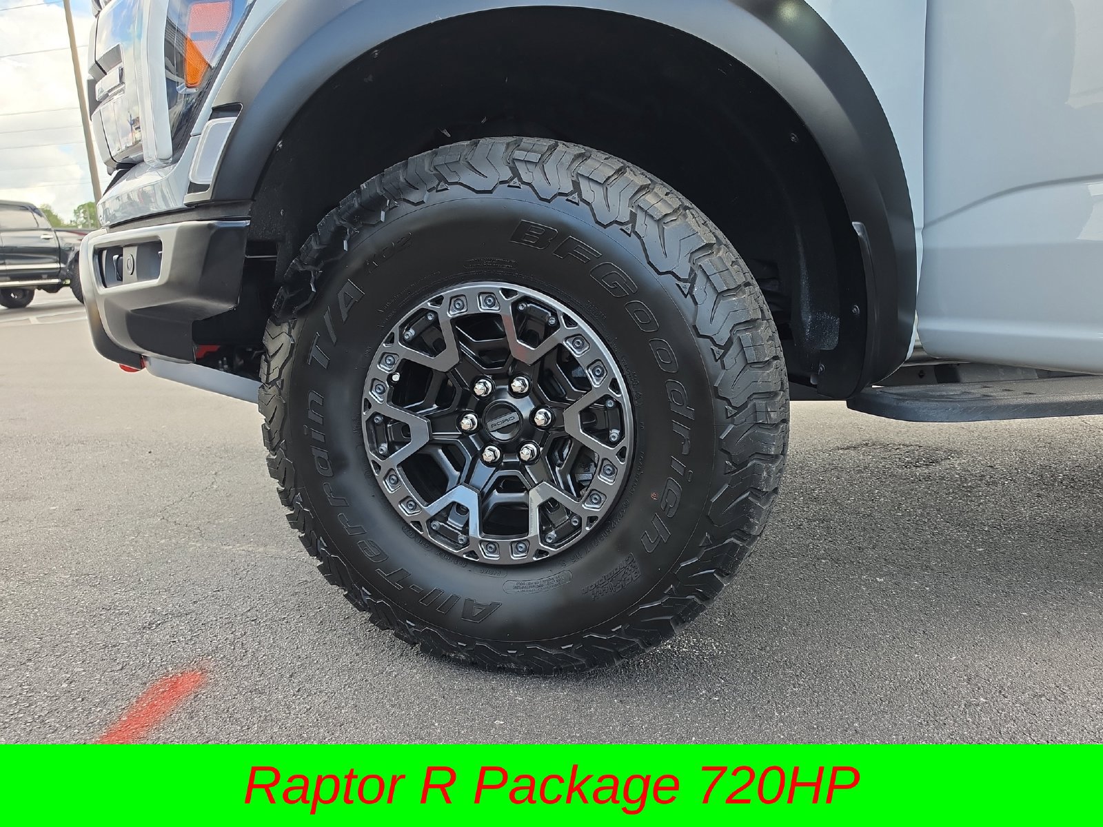 Certified 2024 Ford F150 Raptor w/ Equipment Group 803A Raptor R AWD/4WD image 32