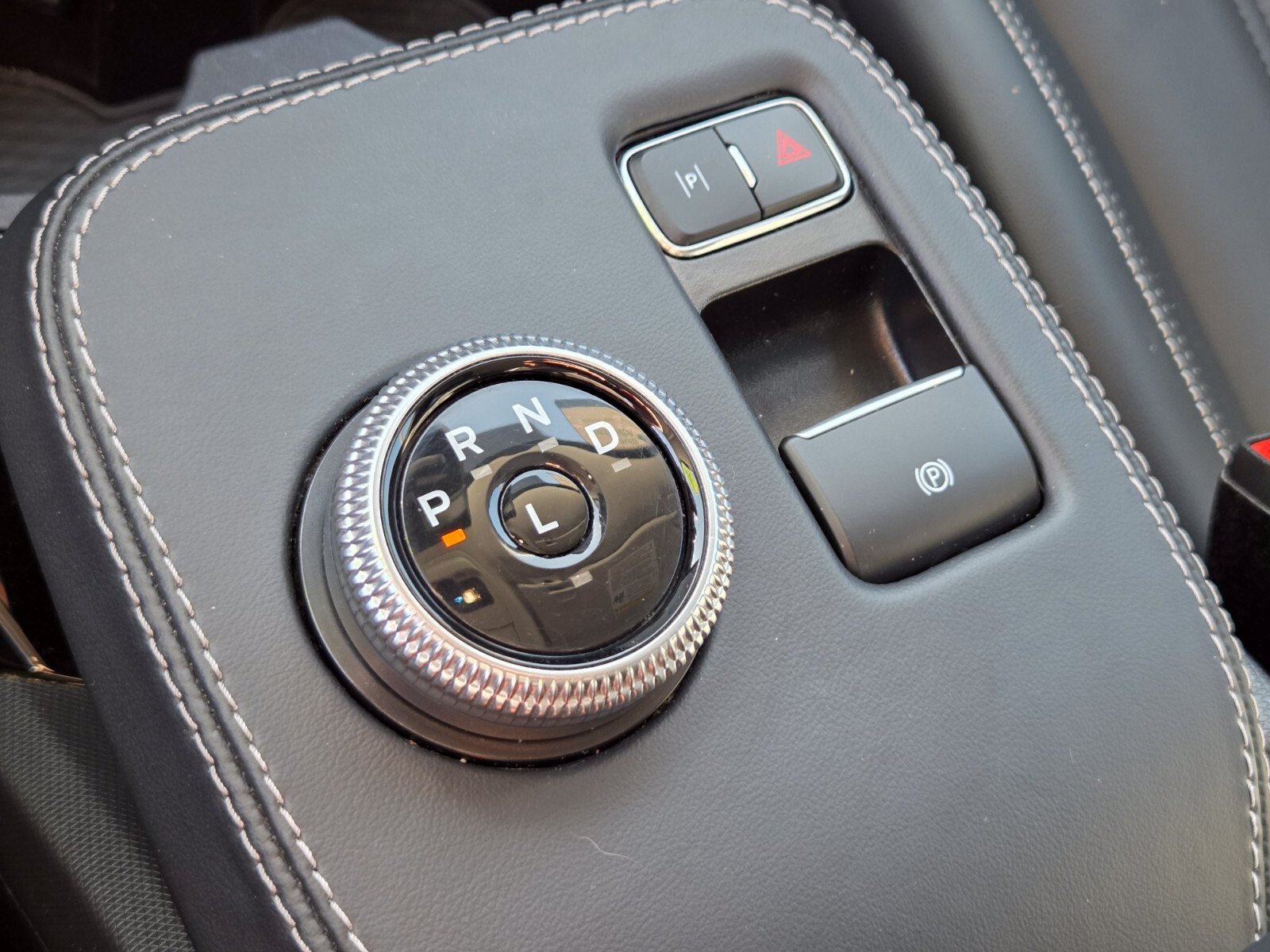Certified 2024 Ford Mustang Mach-E Select AWD/4WD image 23