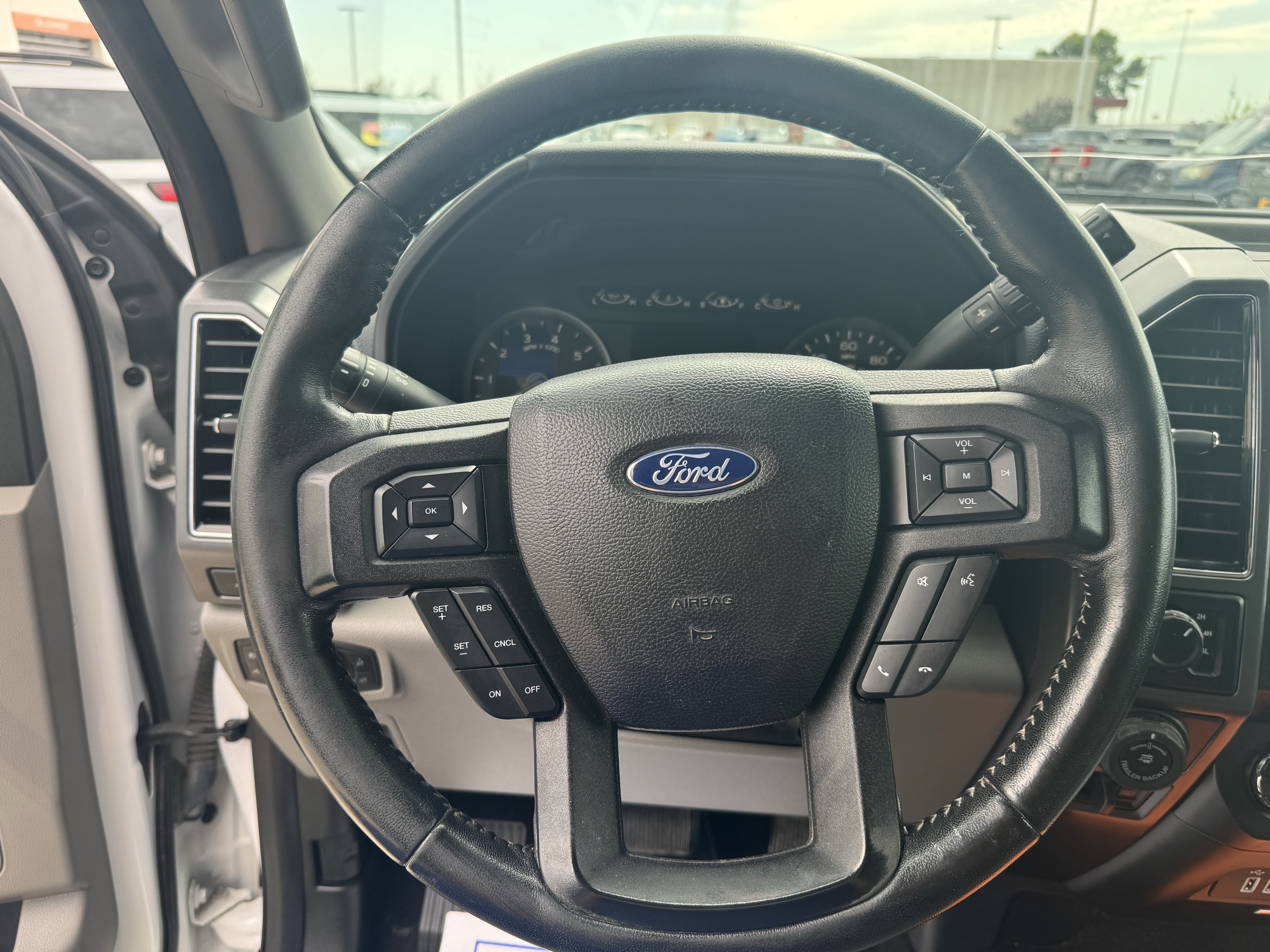 Certified 2018 Ford F150 XLT w/ Equipment Group 302A Luxury AWD/4WD image 14