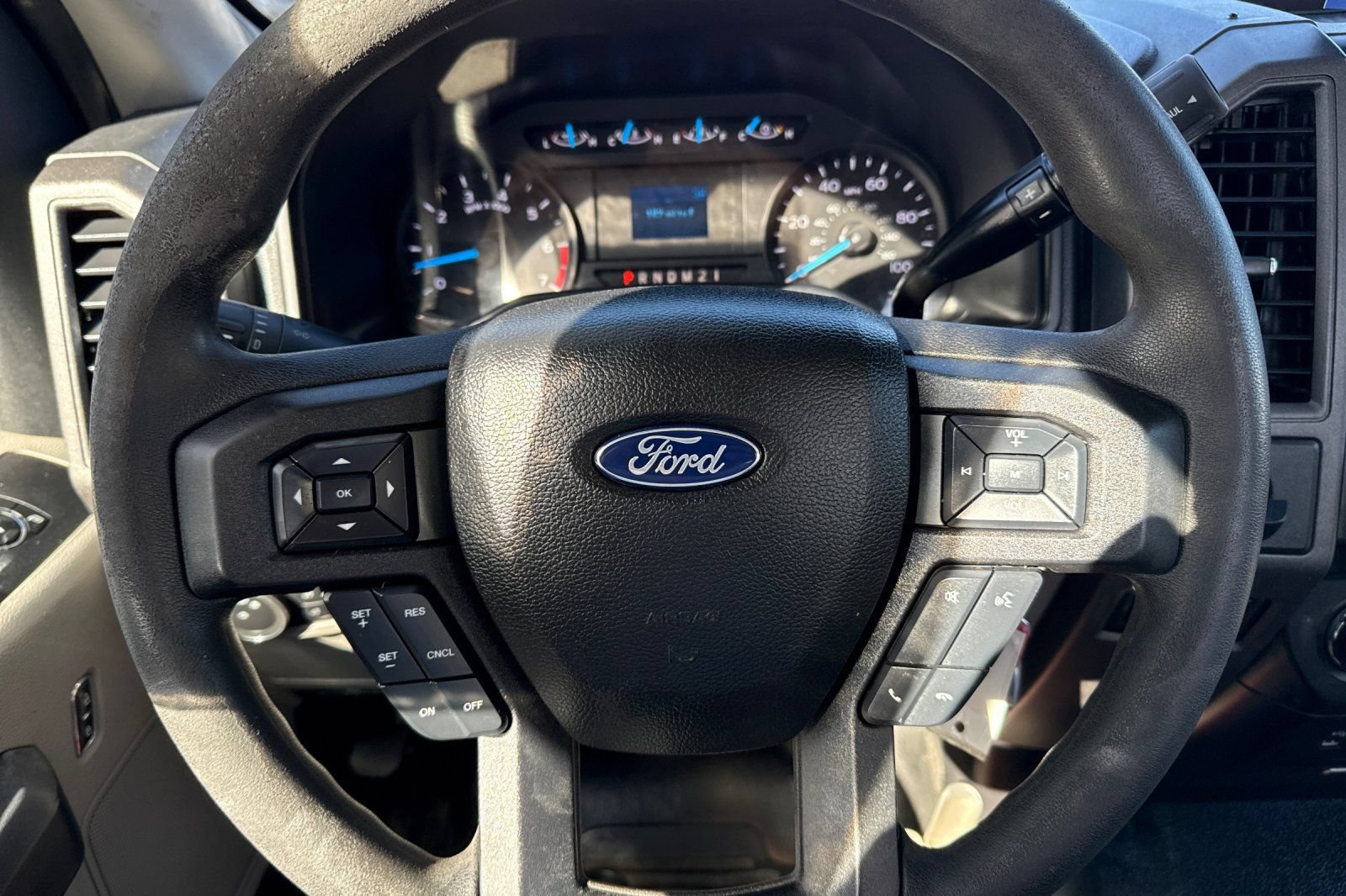 Certified 2017 Ford F250 XL w/ Power Equipment Group RWD image 20