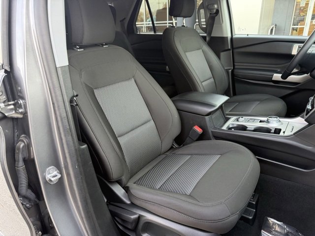 Certified 2023 Ford Explorer XLT image 28