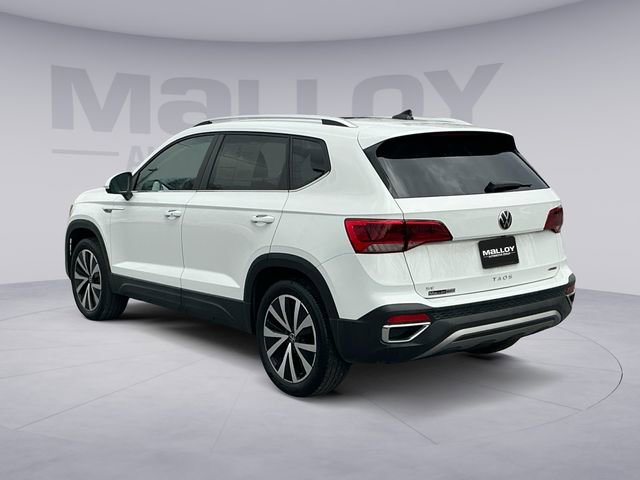 Used 2022 Volkswagen Taos SE image 3