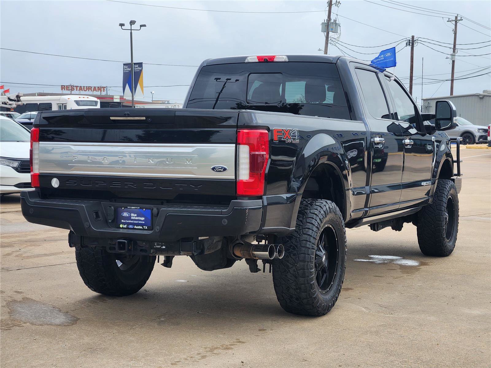 Certified 2019 Ford F250 Platinum w/ Platinum Ultimate Package AWD/4WD video 3