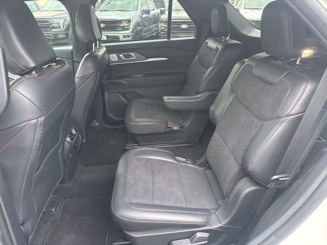 Certified 2025 Ford Explorer ST w/ Sun And Sound Package image 18