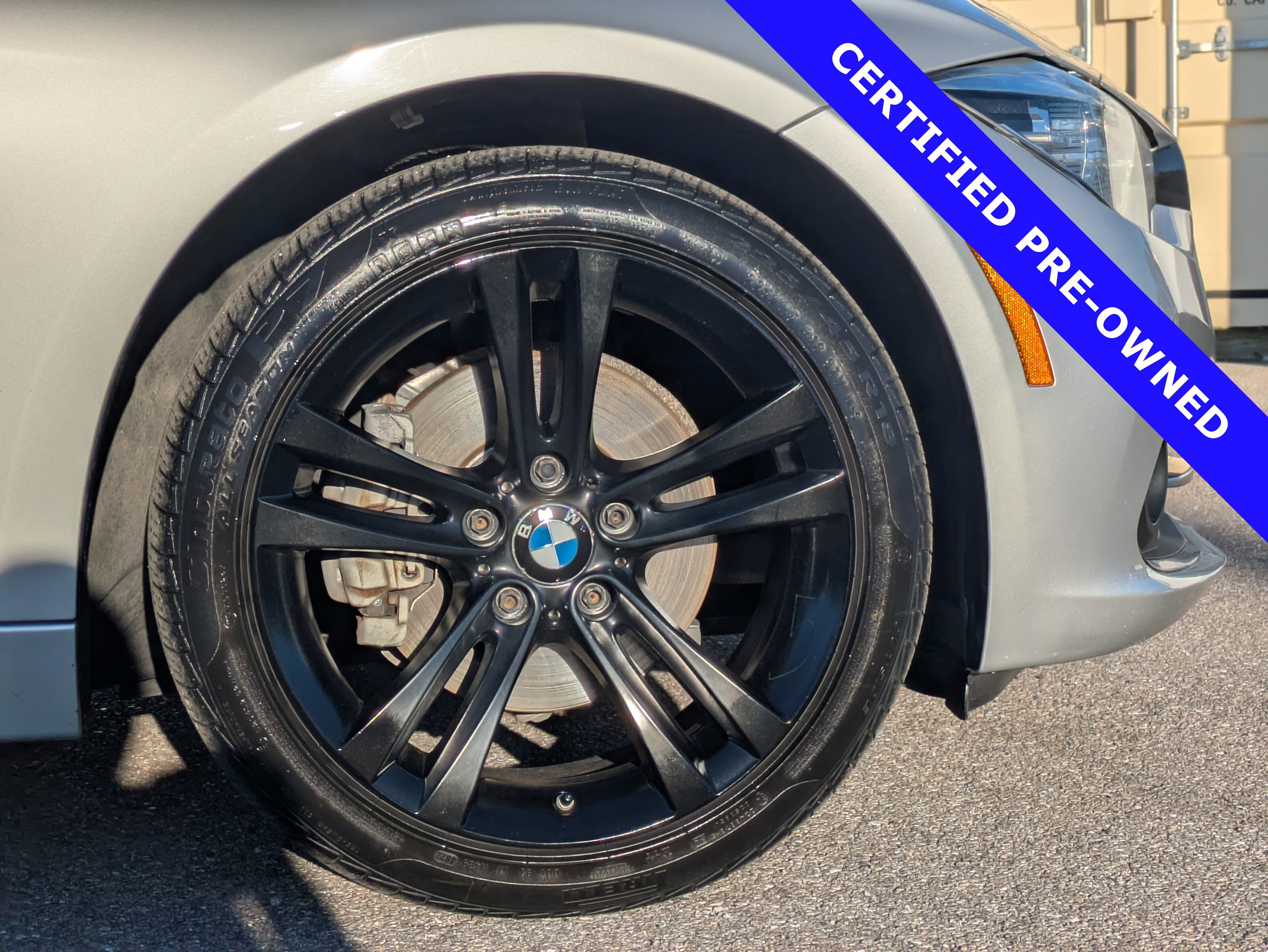 Used 2018 BMW 330i xDrive Sedan image 11