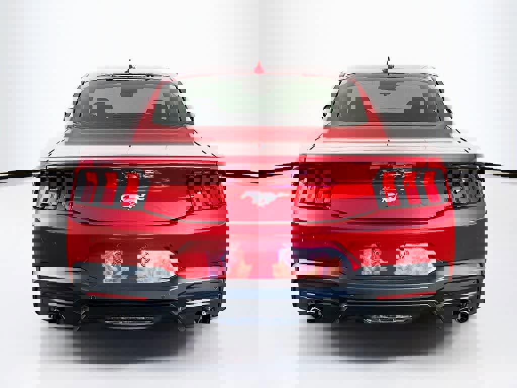 Certified 2024 Ford Mustang Coupe image 4