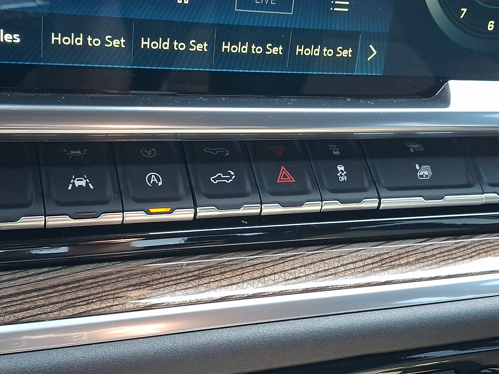 Used 2024 Chevrolet Silverado 1500 LT image 28