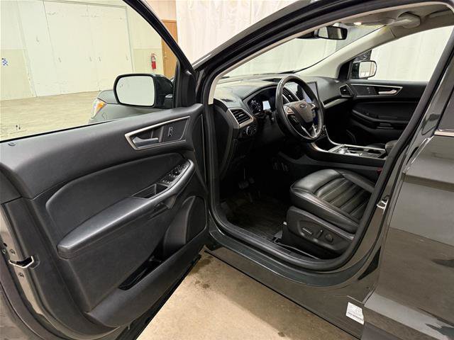 Certified 2023 Ford Edge SEL w/ Convenience Package AWD/4WD image 6