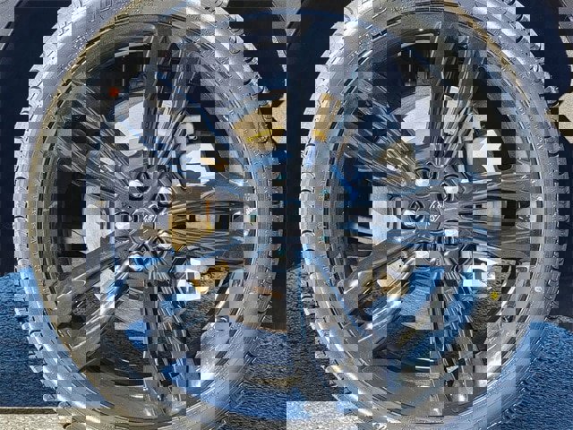 Certified 2024 Ford Edge ST w/ Equipment Group 401A image 17