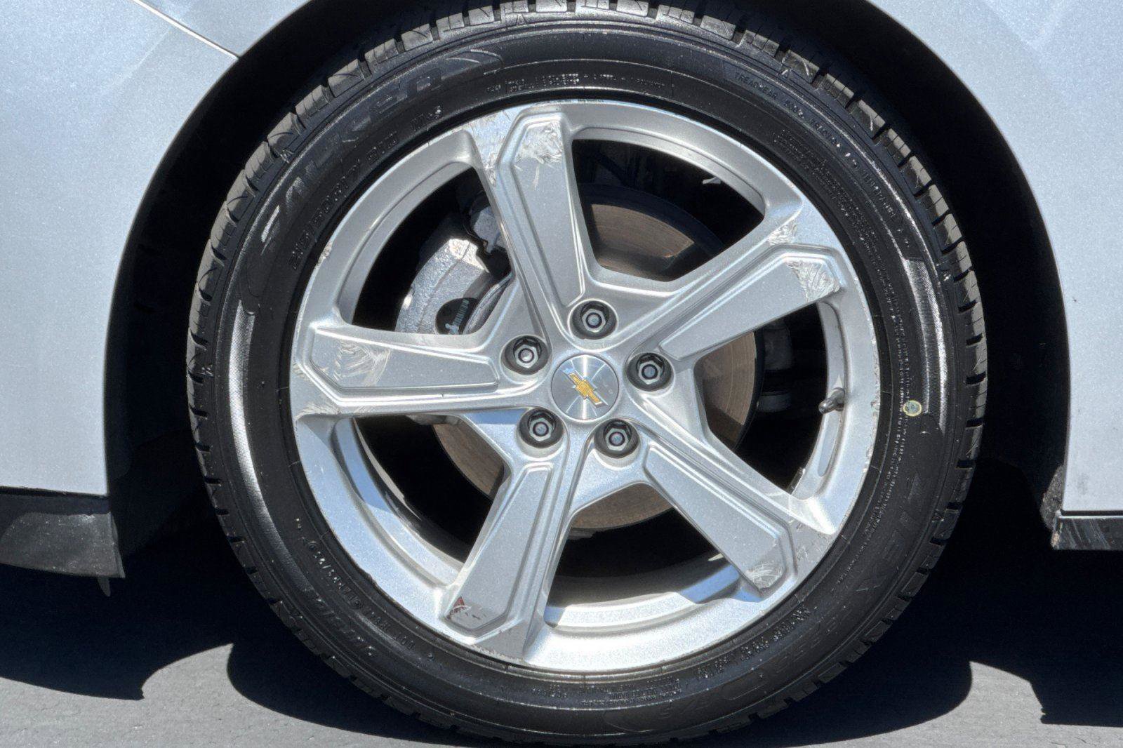 Used 2017 Chevrolet Volt LT w/ Comfort Package image 31