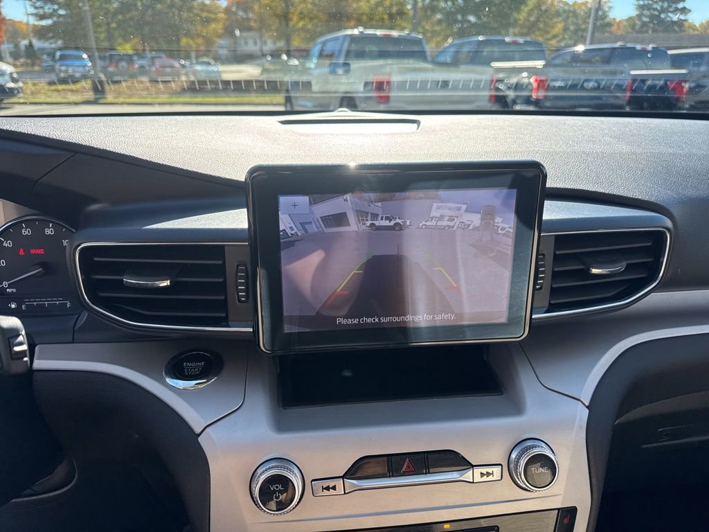 Certified 2024 Ford Explorer XLT w/ Equipment Group 202A image 20