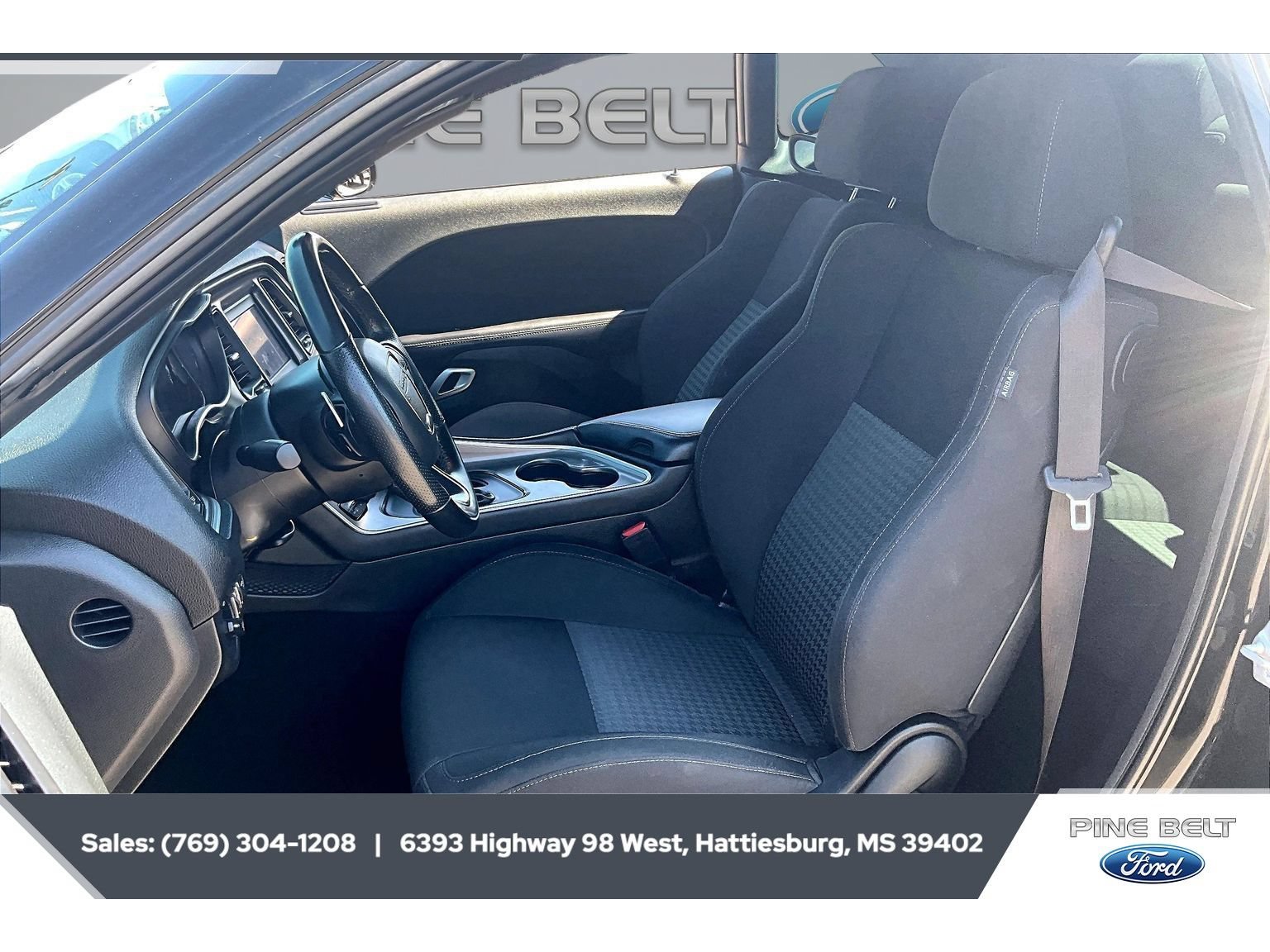 Used 2021 Dodge Challenger R/T w/ Blacktop Package RWD image 18