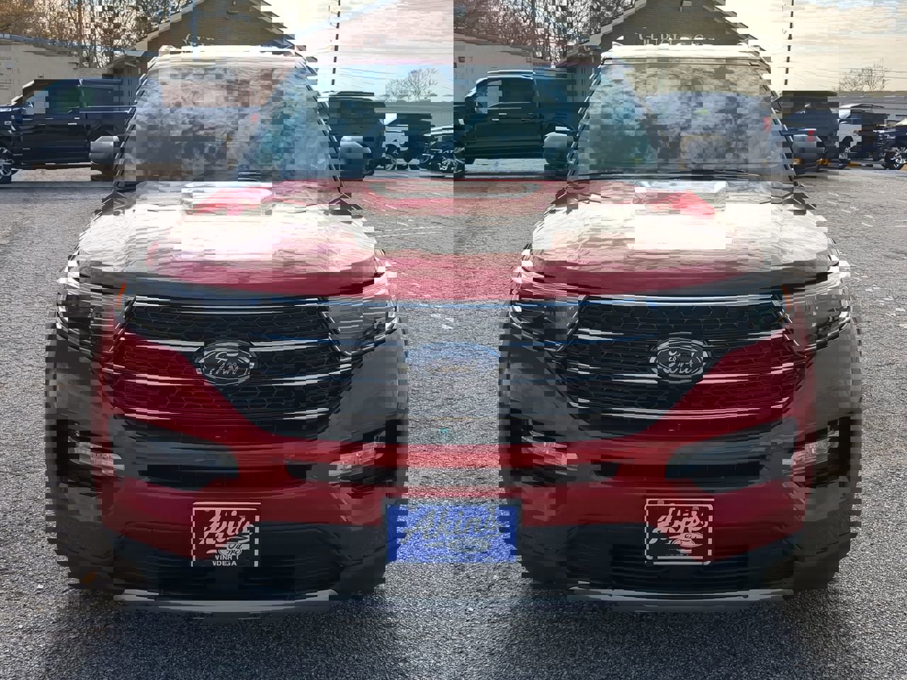 Certified 2022 Ford Explorer XLT w/ Equipment Group 202A image 7