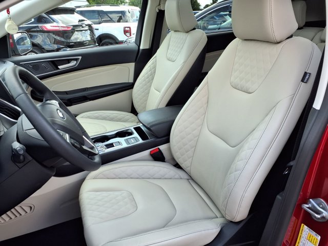 Certified 2024 Ford Edge Titanium AWD/4WD image 5