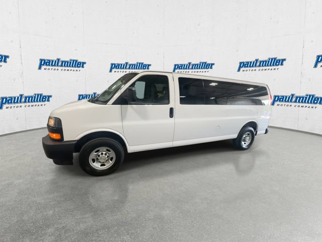 Used 2025 Chevrolet Express 3500 LS RWD image 5