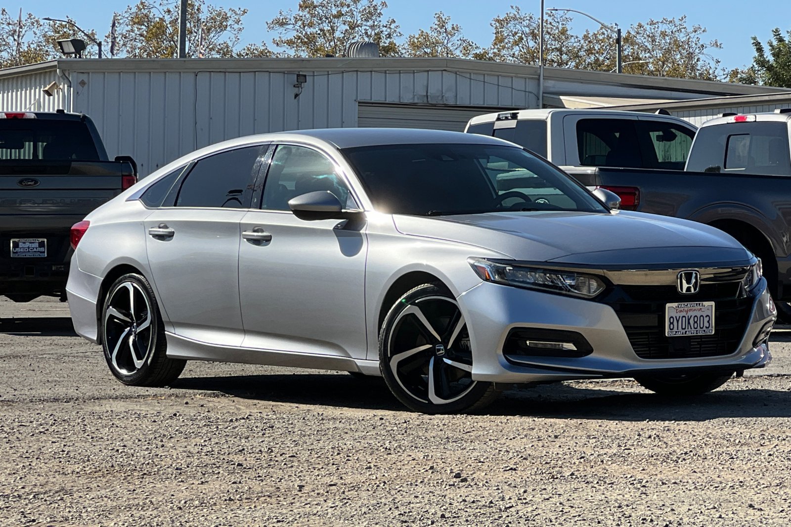 Used 2018 Honda Accord Sport image 2