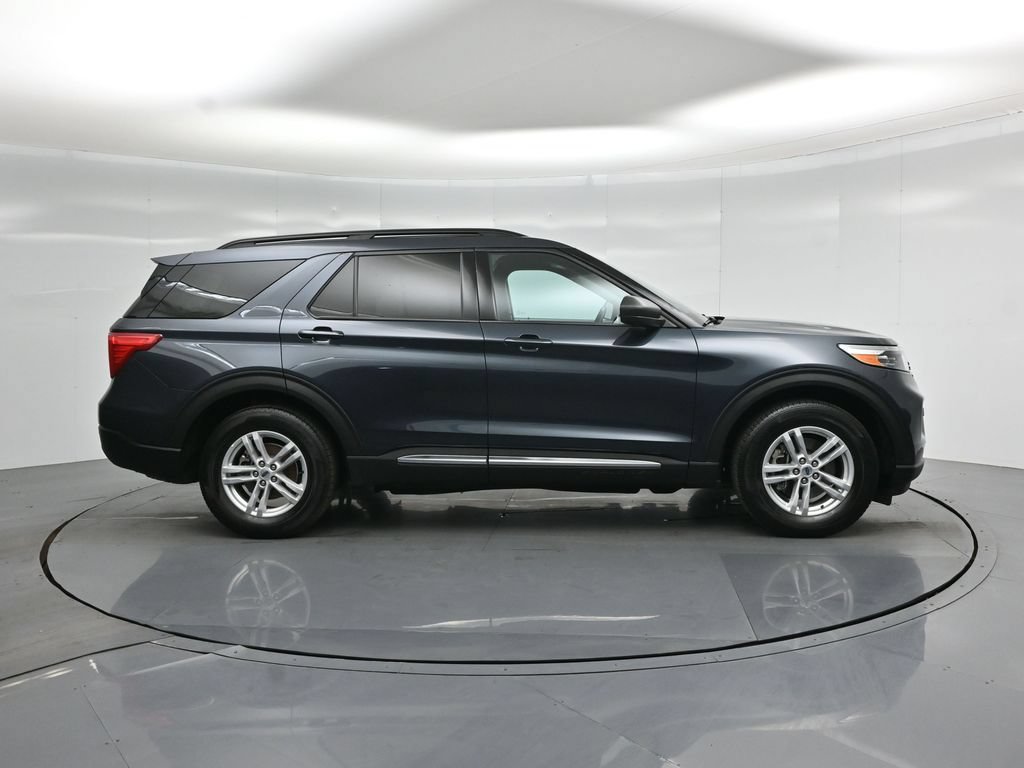 Certified 2023 Ford Explorer XLT RWD image 27