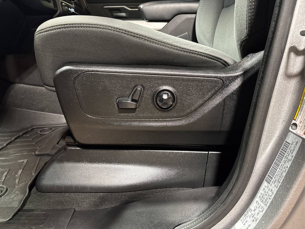 Used 2020 RAM 1500 Big Horn AWD/4WD image 30