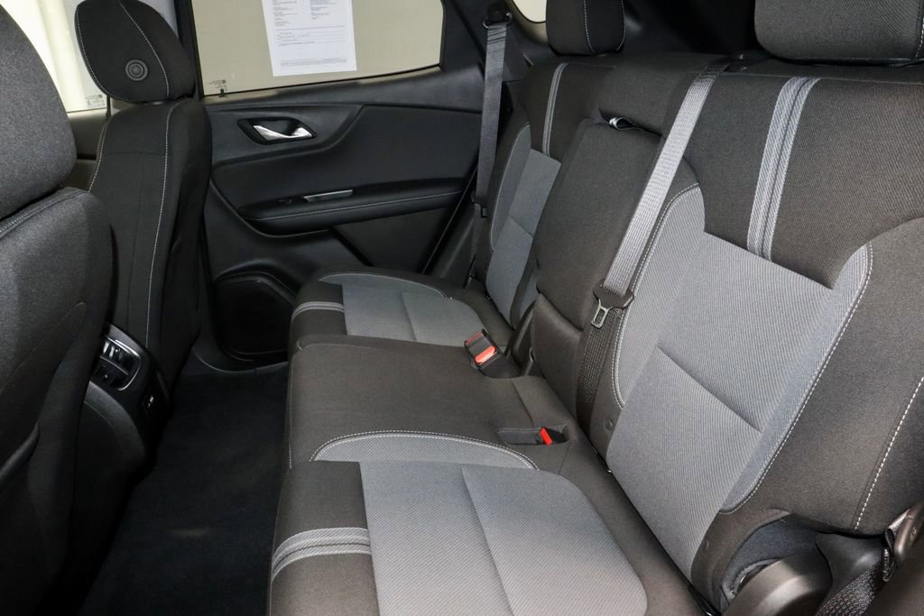 Used 2024 Chevrolet Blazer LT w/ Convenience Package image 23