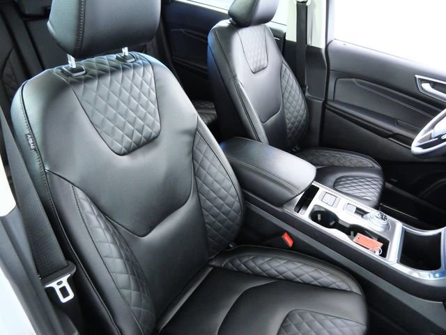 Certified 2024 Ford Edge Titanium w/ Equipment Group 301A image 11