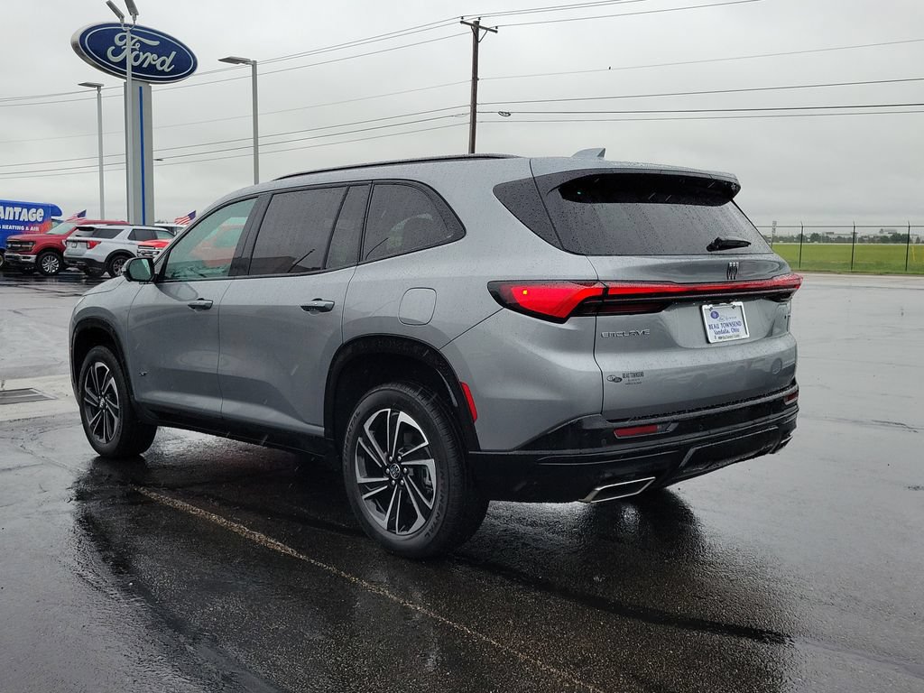 Used 2025 Buick Enclave Sport Touring w/ LPO, All-Weather Package FWD image 6