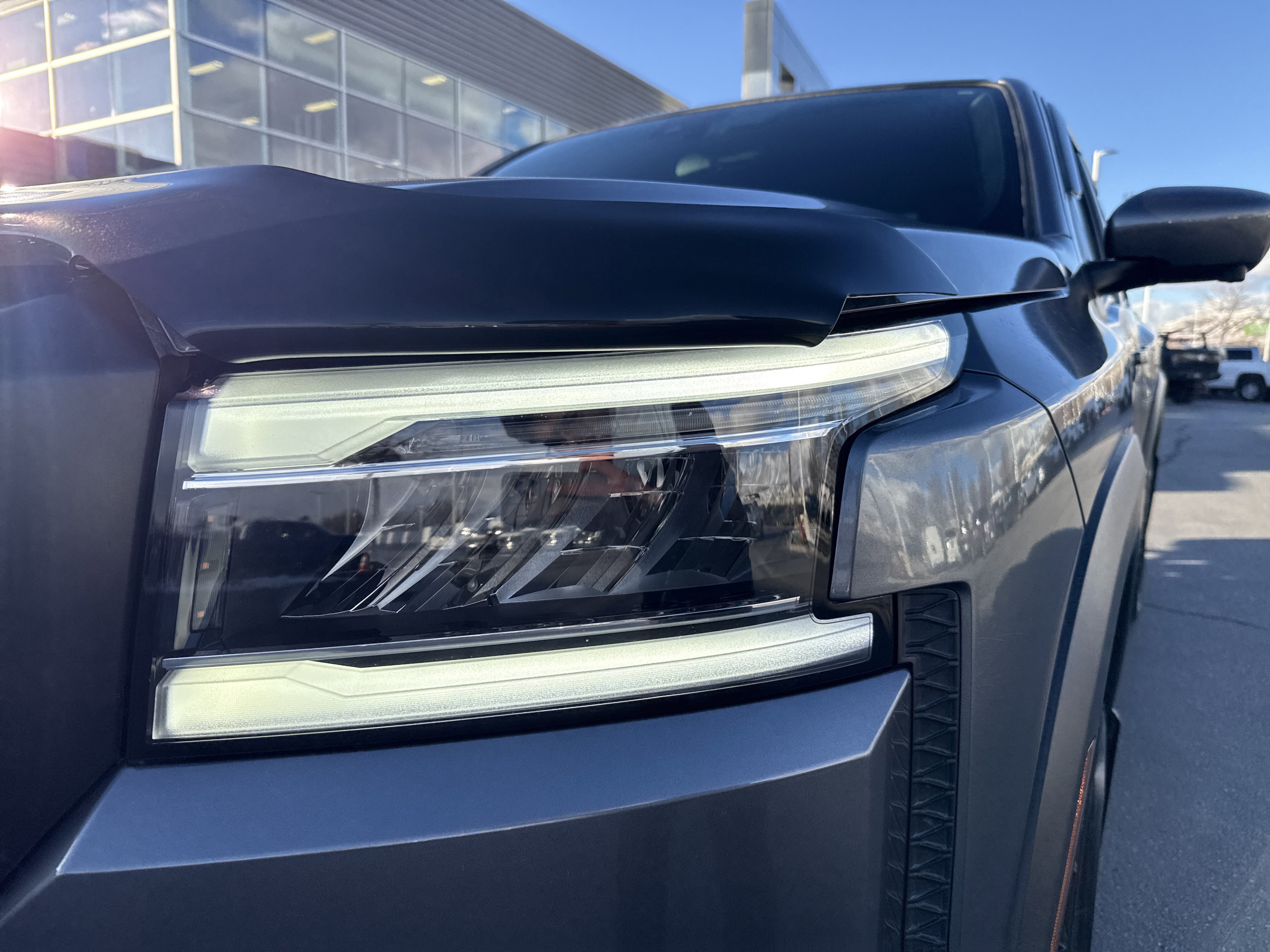 Used 2024 Nissan Frontier PRO-4X w/ Pro Convenience Package image 9