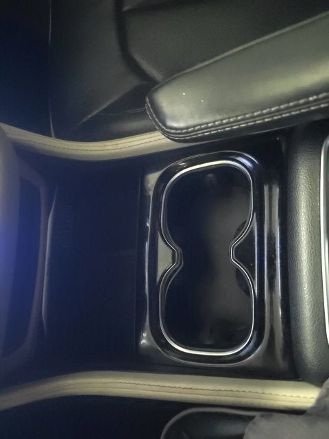 Used 2022 Chrysler Pacifica Limited FWD image 17