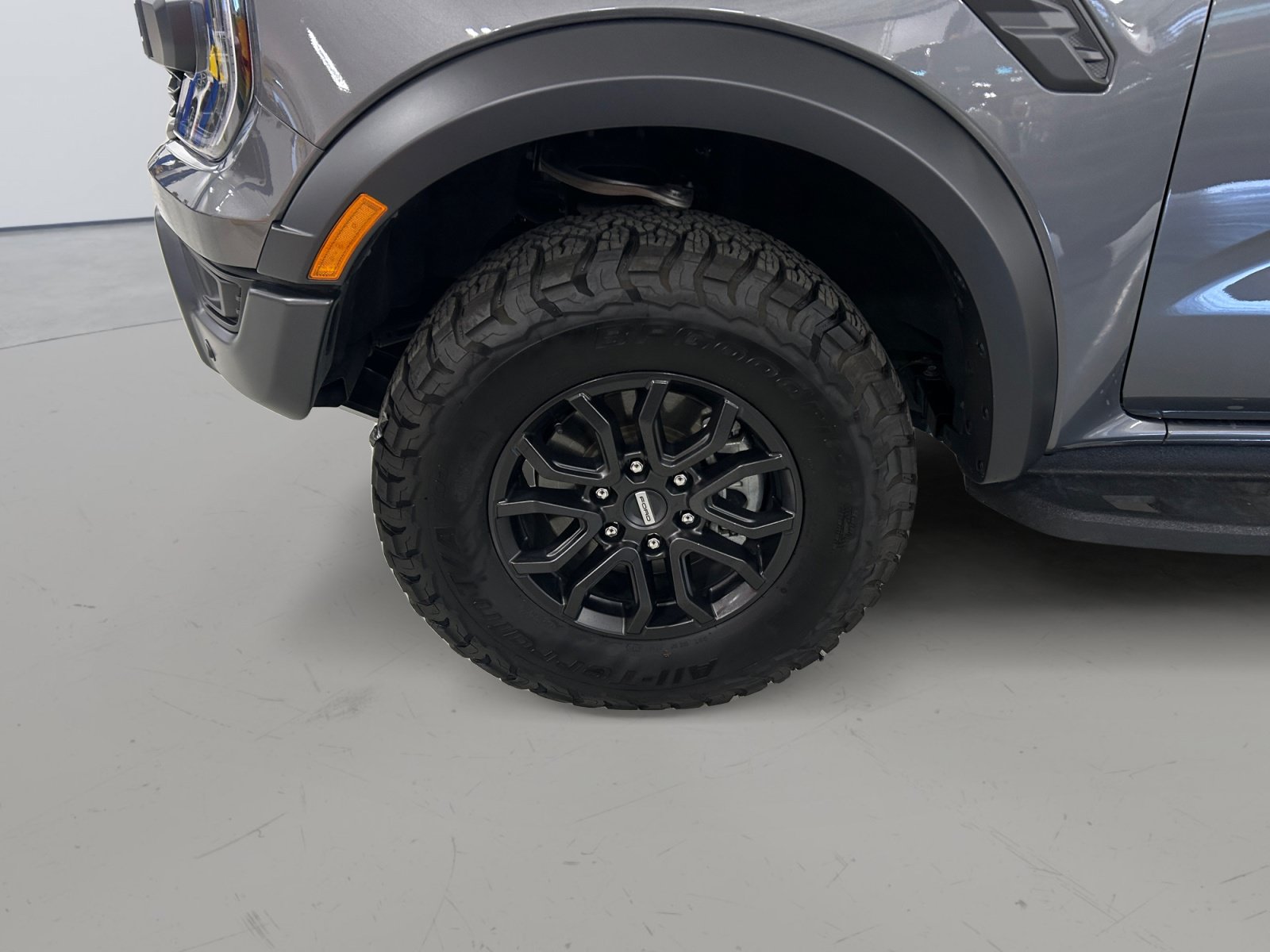 Certified 2025 Ford Ranger Raptor AWD/4WD image 9