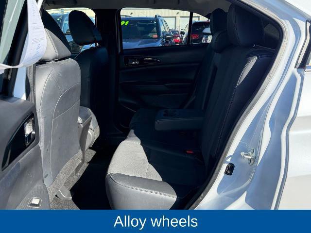 Used 2023 Mitsubishi Eclipse Cross SE image 18