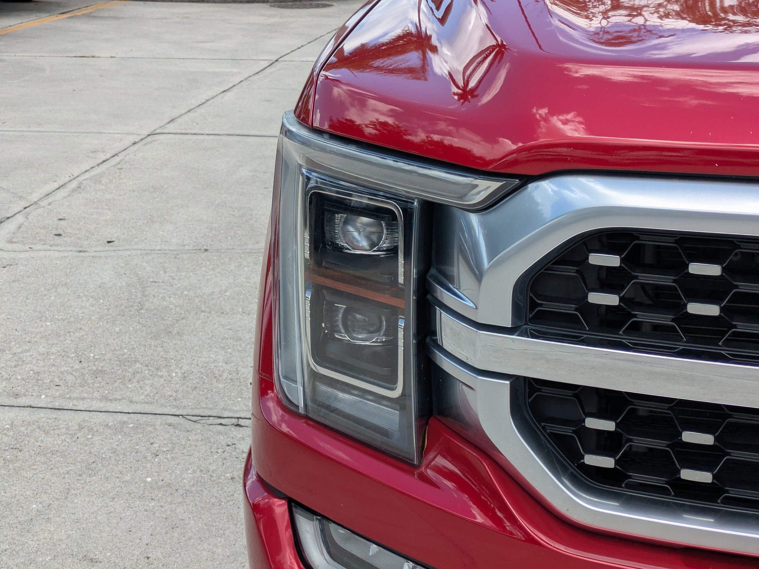 Certified 2022 Ford F150 Platinum w/ Equipment Group 701A High AWD/4WD image 9