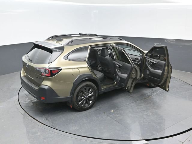 Used 2025 Subaru Outback Onyx Edition AWD/4WD image 25
