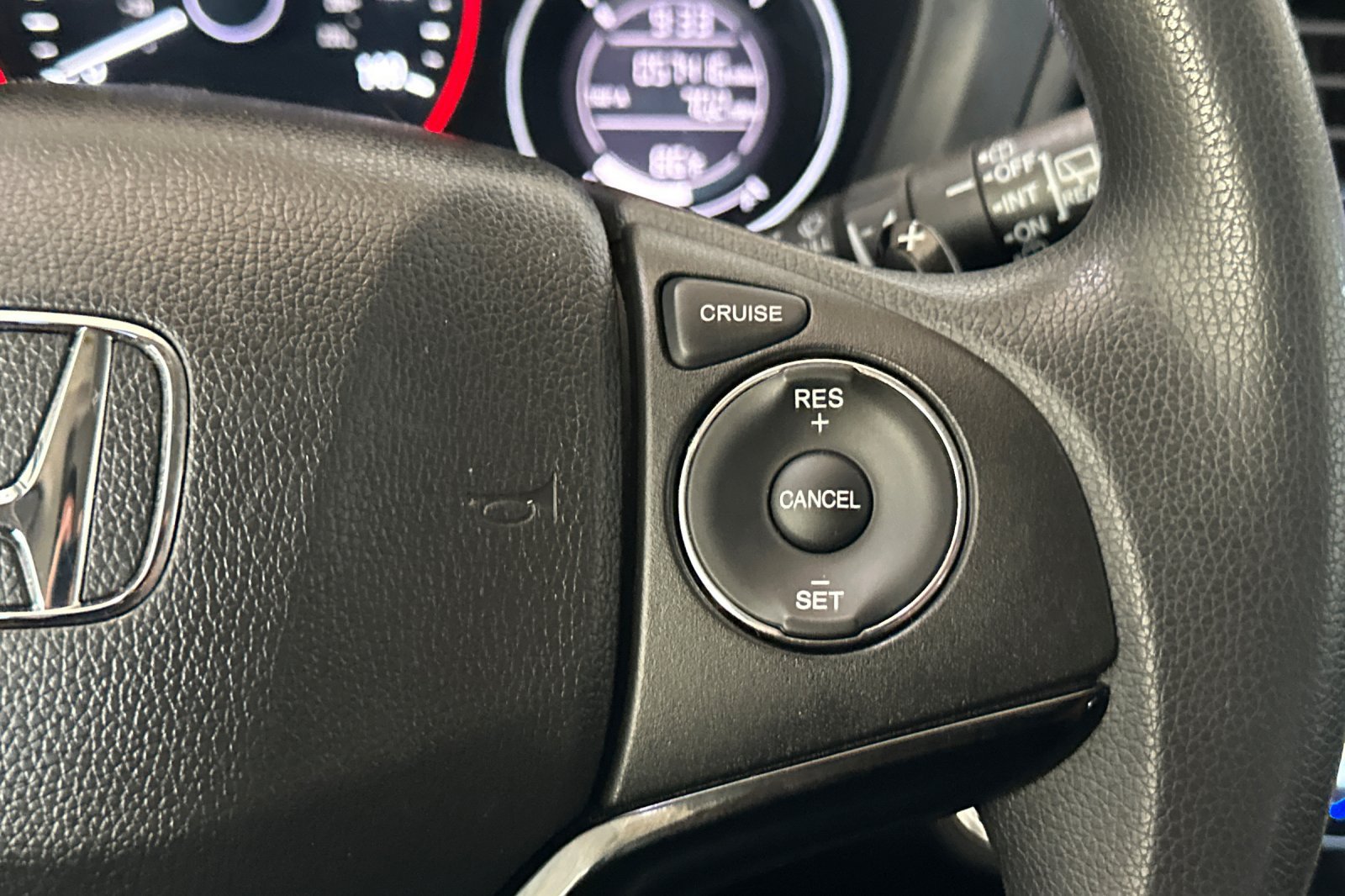 Used 2017 Honda HR-V EX image 26