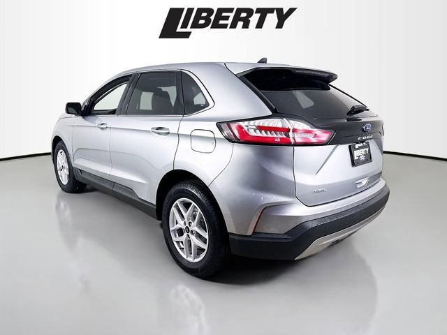 Certified 2024 Ford Edge SEL w/ Convenience Package image 3