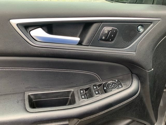 Certified 2024 Ford Edge Titanium AWD/4WD image 22