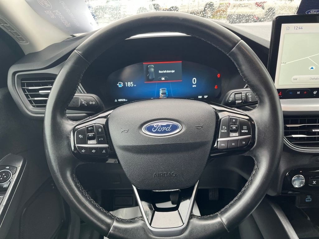 Certified 2023 Ford Escape Platinum AWD/4WD image 17