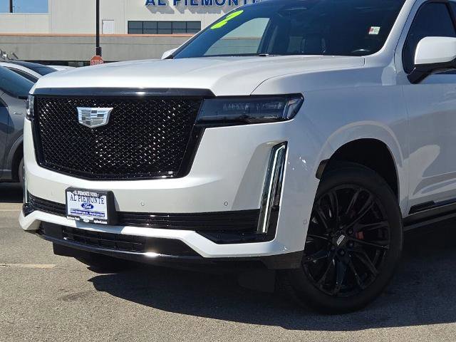 Used 2021 Cadillac Escalade Sport Platinum w/ LPO, ONYX Package image 6