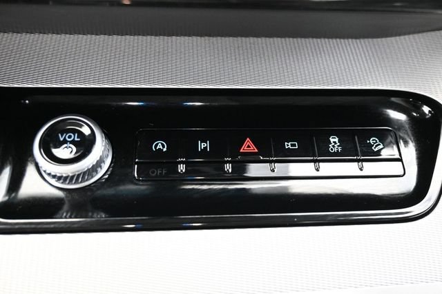 Certified 2025 Ford Expedition Active AWD/4WD image 22