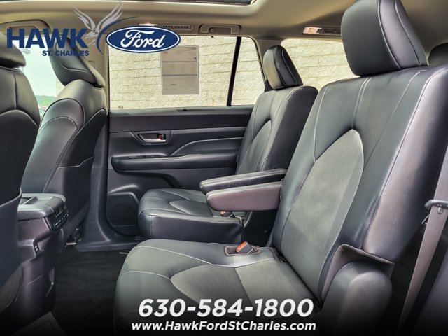 Used 2024 Toyota Grand Highlander AWD image 10