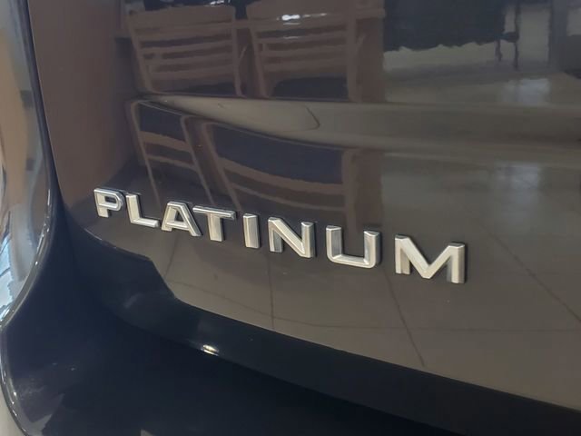 Certified 2025 Ford Expedition Platinum image 39