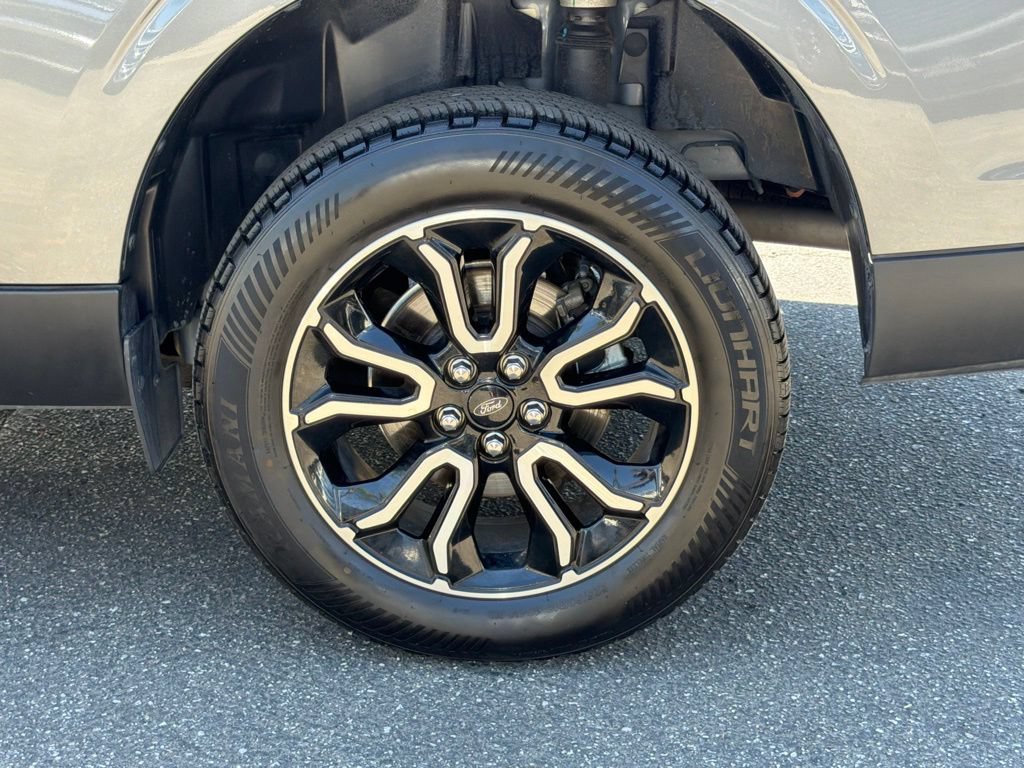 Certified 2024 Ford Maverick Lariat FWD image 18