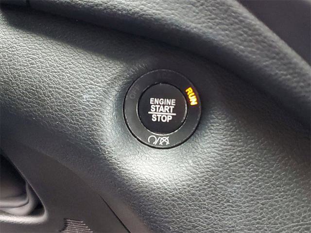 Used 2021 Jeep Cherokee Latitude Lux w/ Comfort/Convenience Group image 13