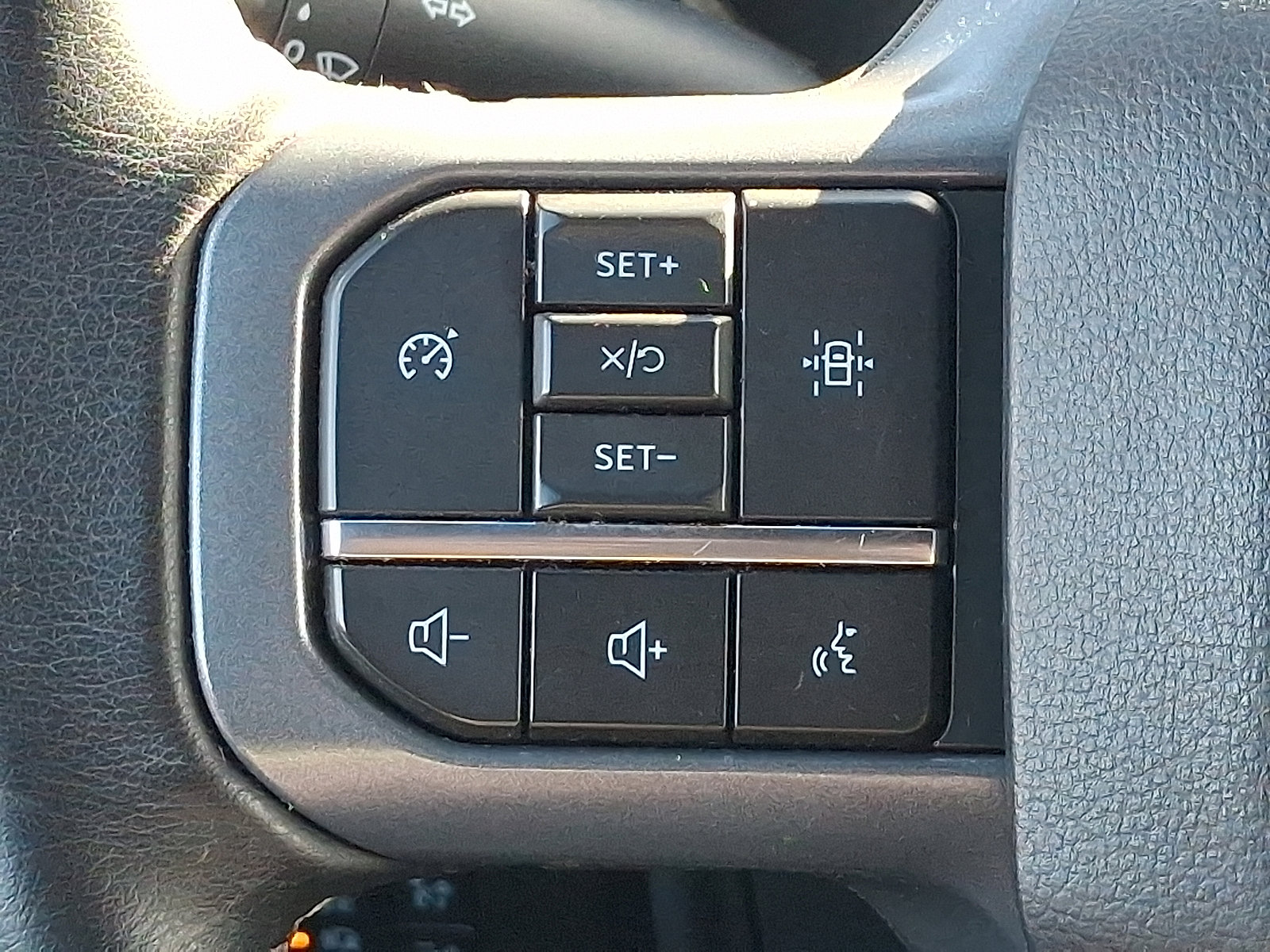 Certified 2023 Ford F150 XLT w/ Equipment Group 302A High image 21