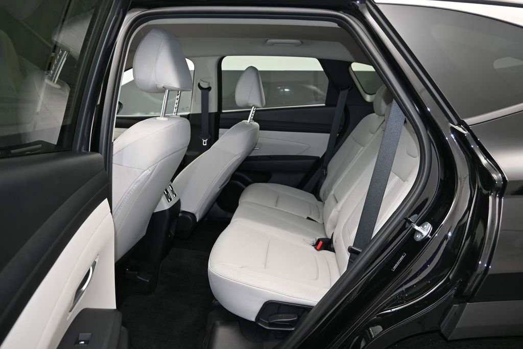 Used 2026 Hyundai Tucson SEL AWD/4WD image 14