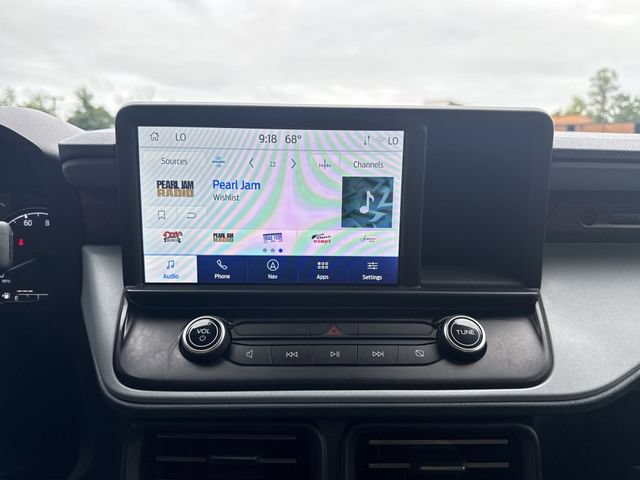 Certified 2023 Ford Maverick Lariat w/ Lariat Luxury Package AWD/4WD image 16