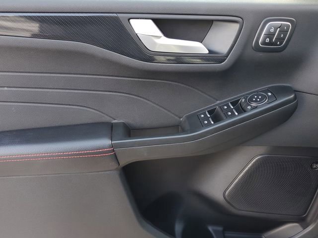 Certified 2024 Ford Escape ST-Line Select w/ Tech Pack #2 image 9