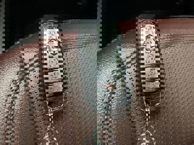 Certified 2022 Ford Expedition Limited image 34